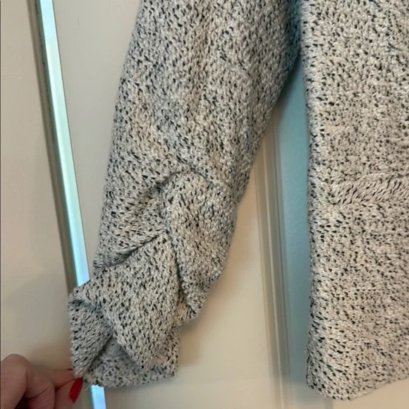 Amanda & Chelsea Black and Cream Heathered Blazer with Ruching - Picture 3 of 5